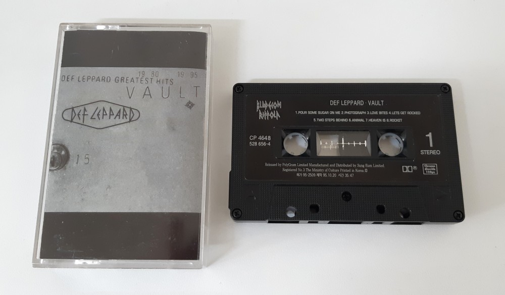 Def Leppard - Vault: Def Leppard Greatest Hits 1980-1995 Cassette Photo