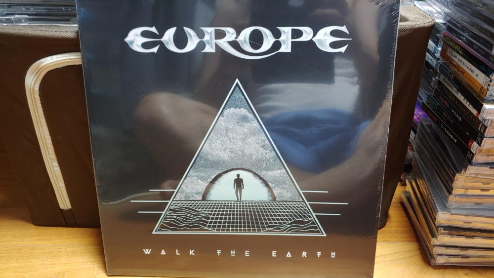 Europe - Walk the Earth Vinyl Photo