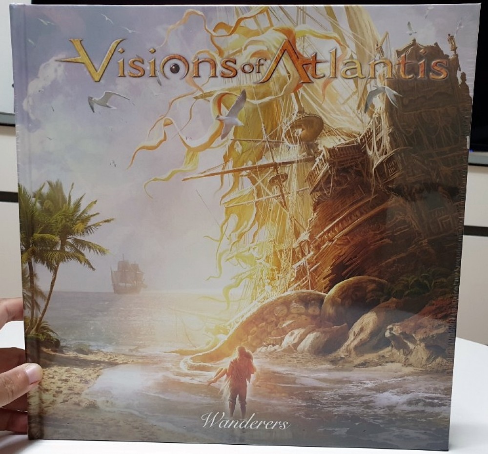 A pirate's symphony, Visions Of Atlantis LP