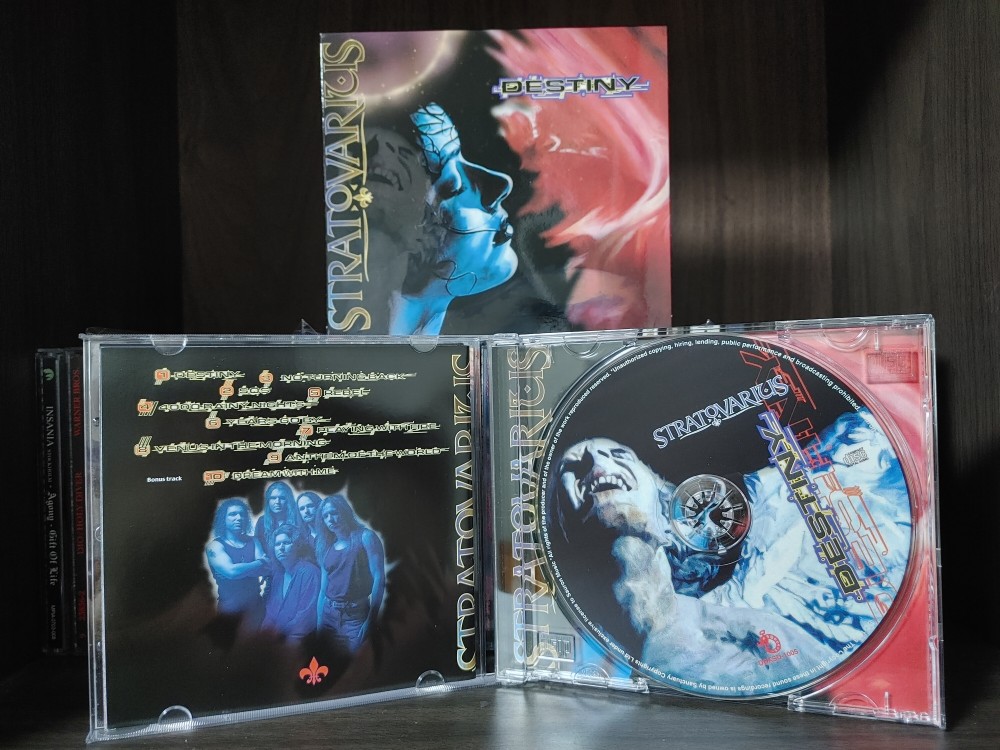 Stratovarius - Visions, Releases