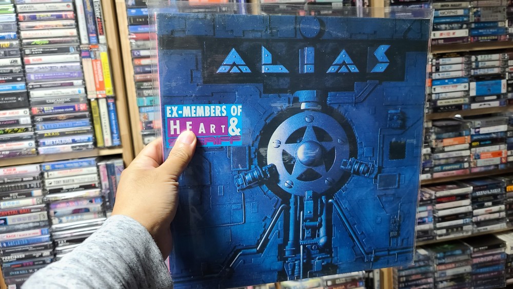 ALIAS - ALIAS Vinyl Photo