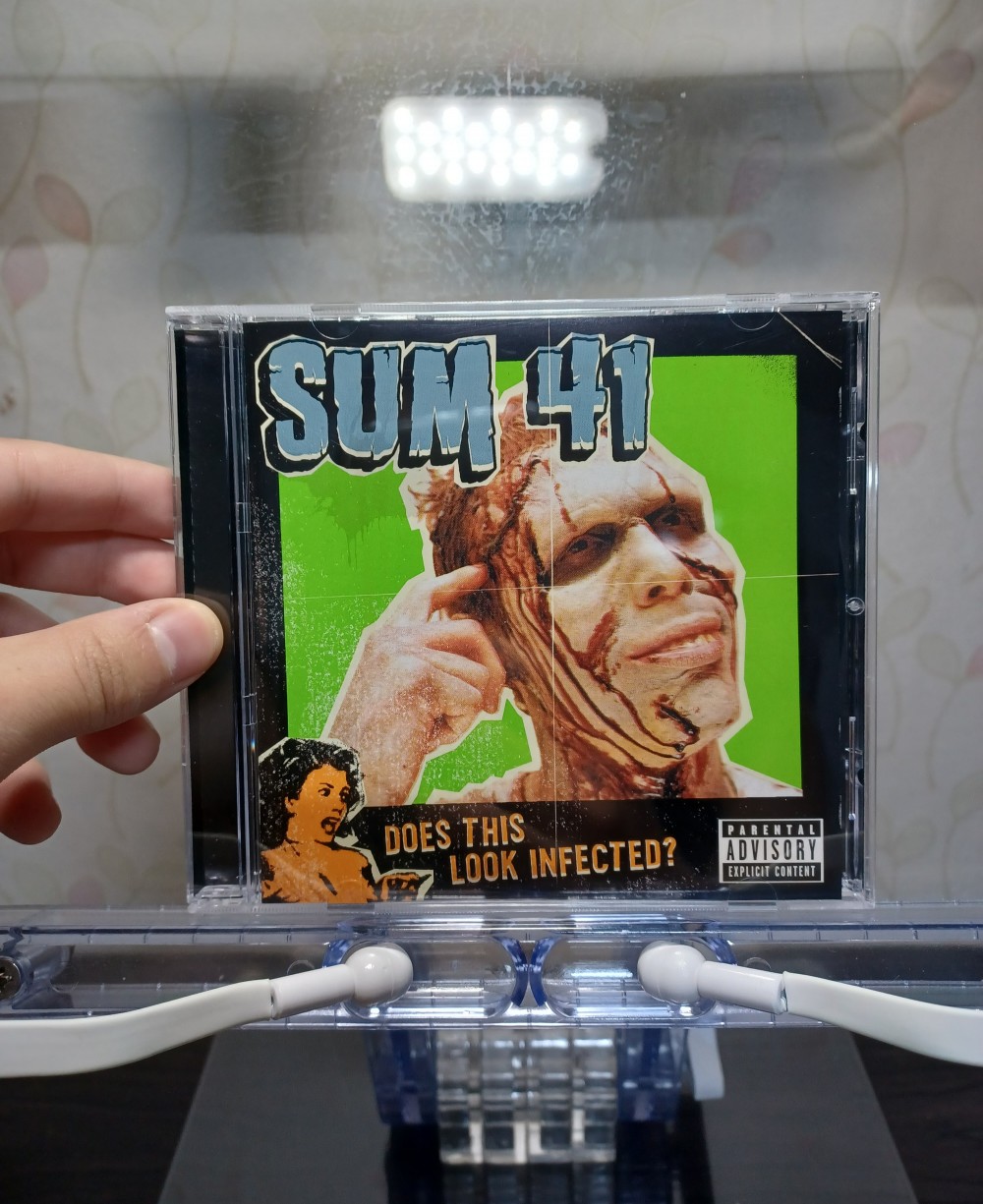 Sum 41 - Chuck Lyrics and Tracklist