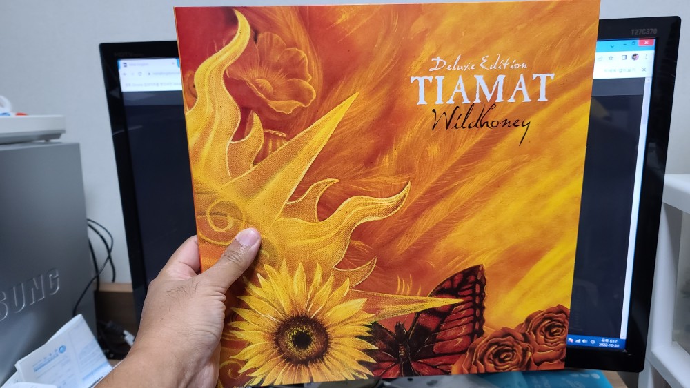 Tiamat - Wildhoney Vinyl Photo