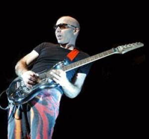 Joe Satriani photo